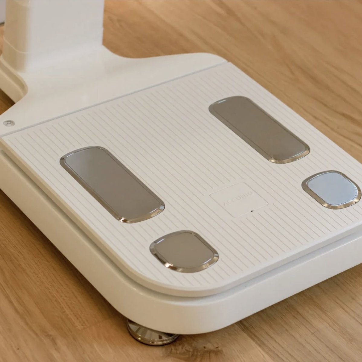 The Accuniq Machine is a highly specialised body composition analysis machine, delivering a detailed profile of skeletal mass, lean muscle mass and fat mass. With Accuniq at Combe Grove, clients can gain measurable insights into their body composition.
⁠