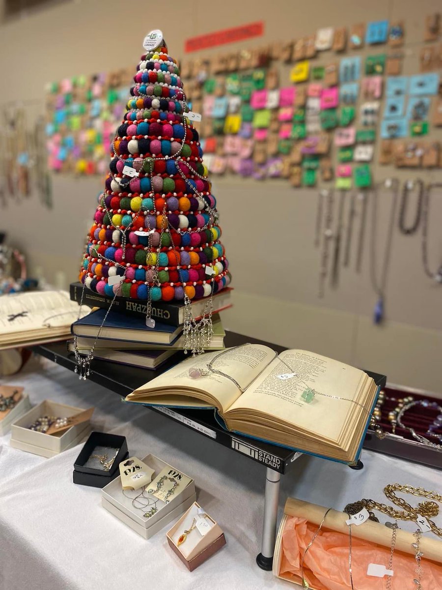 It’s Holiday Book Sale time 📚 🎁 🎄 Stop by our Horsham Township Library today or tomorrow to shop for books, jewelry and poinsettias!! All proceeds go to support programs through the Friends of the Horsham Library. Stop by…we look forward to seeing you.