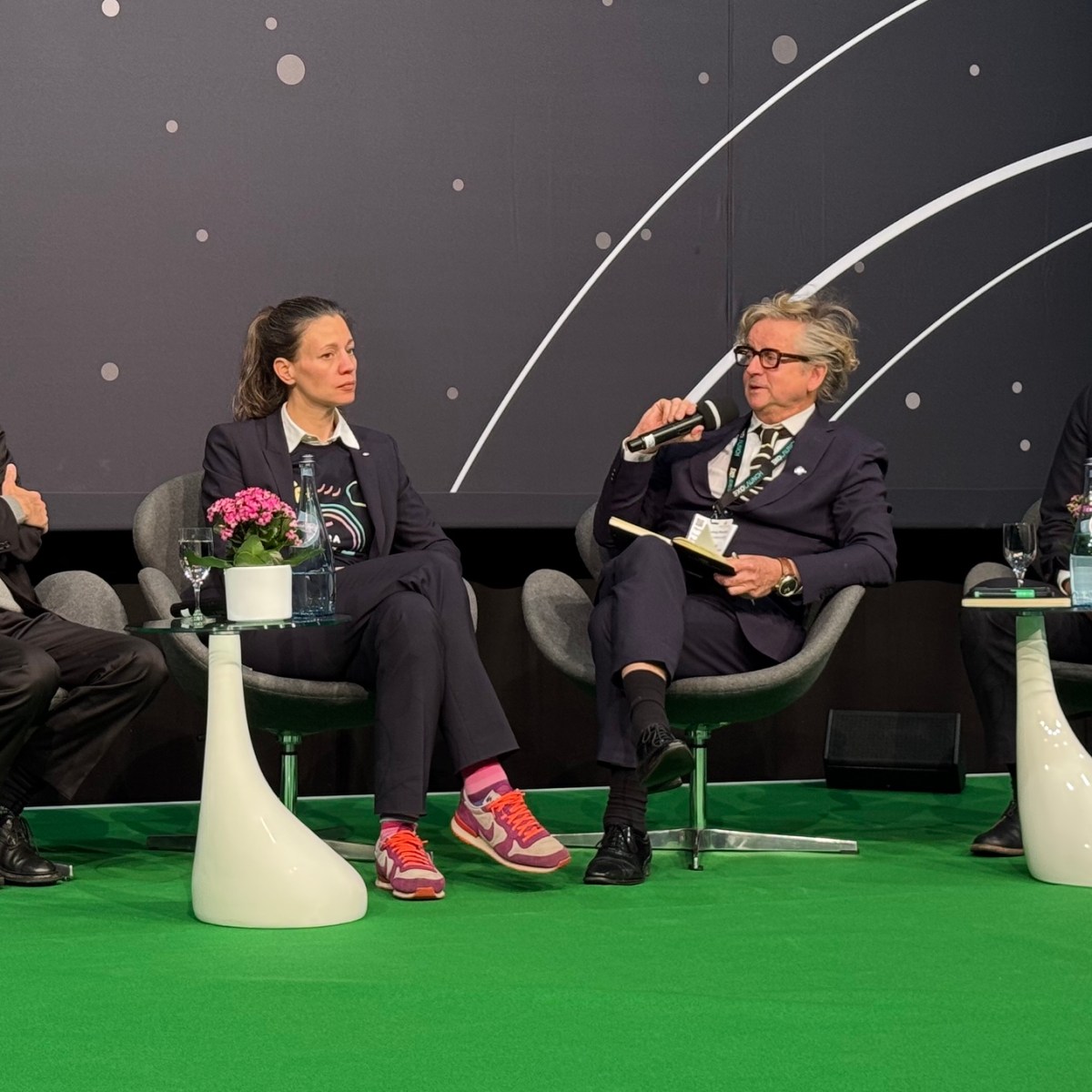 SpaceNews tweet media