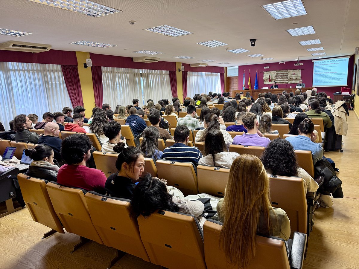 🗣️Expertos en Dereito Internacional abordan a situación en Palestina, agravada pola vitoria do líder republicano en EEUU e os continuos ataques de Israel para masacrar á poboación civil

Hoxe nun seminario na facultade de <a href="/Dereito_USC/">__</a>, da Fundación Araguaney e a <a href="/UniversidadeUSC/">USC</a>