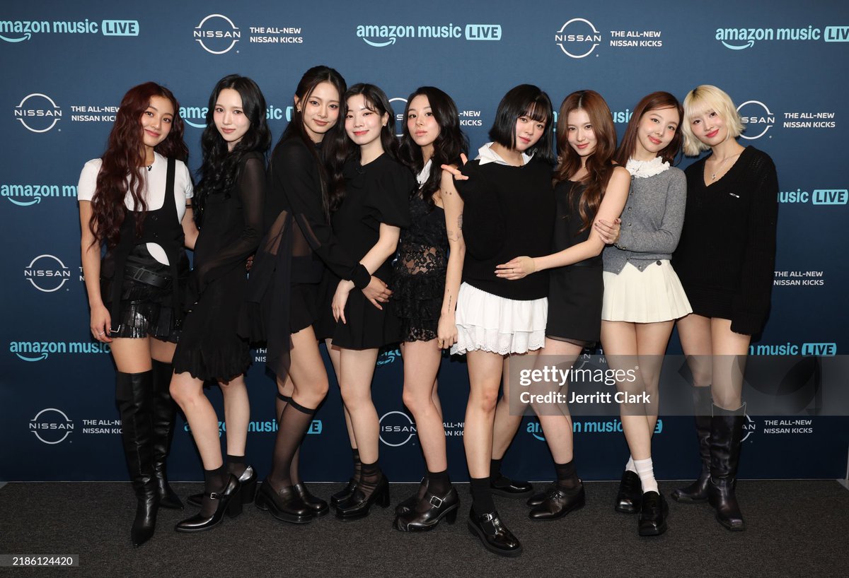 godmitzu's tweet photo. 9WICE'S VISUALS TOGETHER https://t.co/cvbjSiSsON