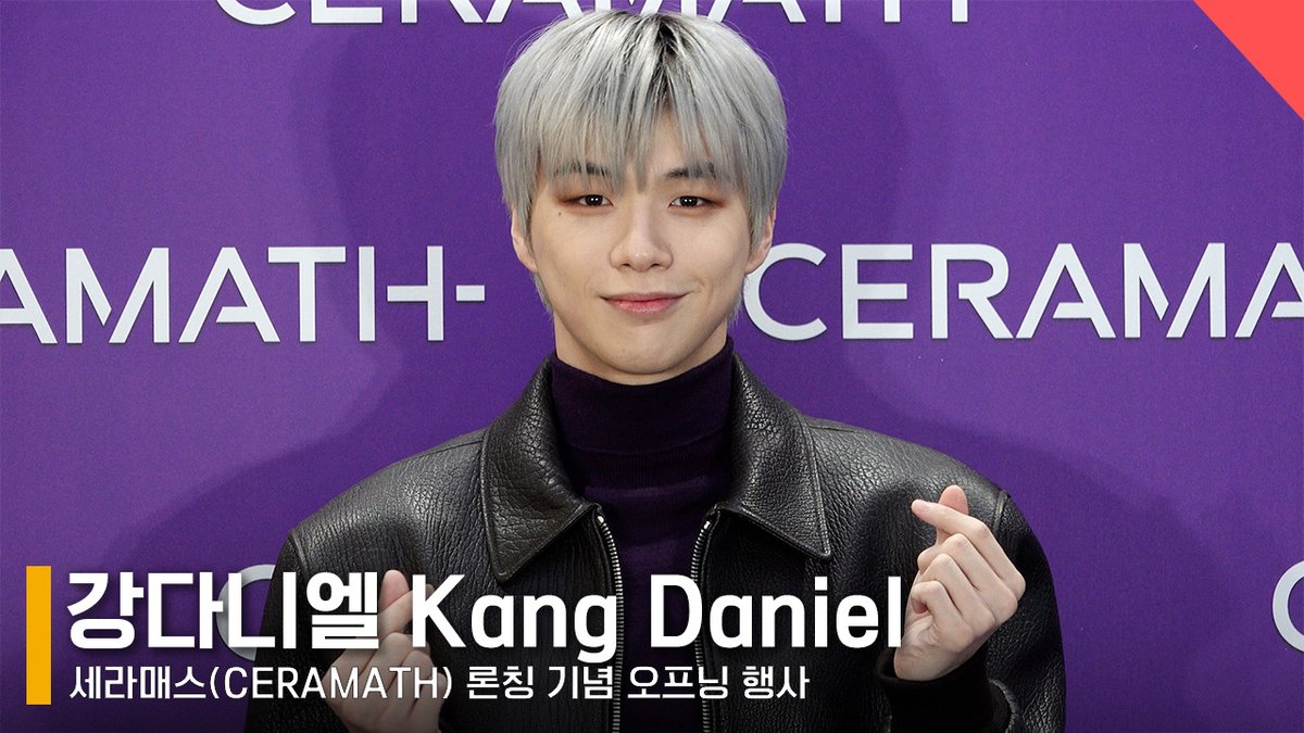 starnewskorea's tweet photo. 강다니엘, 17억 사기 피해 극복 후 되돌아온 은발 멍뭉이💕
#강다니엘 #KANGDANIEL #세라매스 #CERAMATH #포토월 #PHOTOWALL
https://t.co/7i18ILhhNT https://t.co/41Taxm7dyd