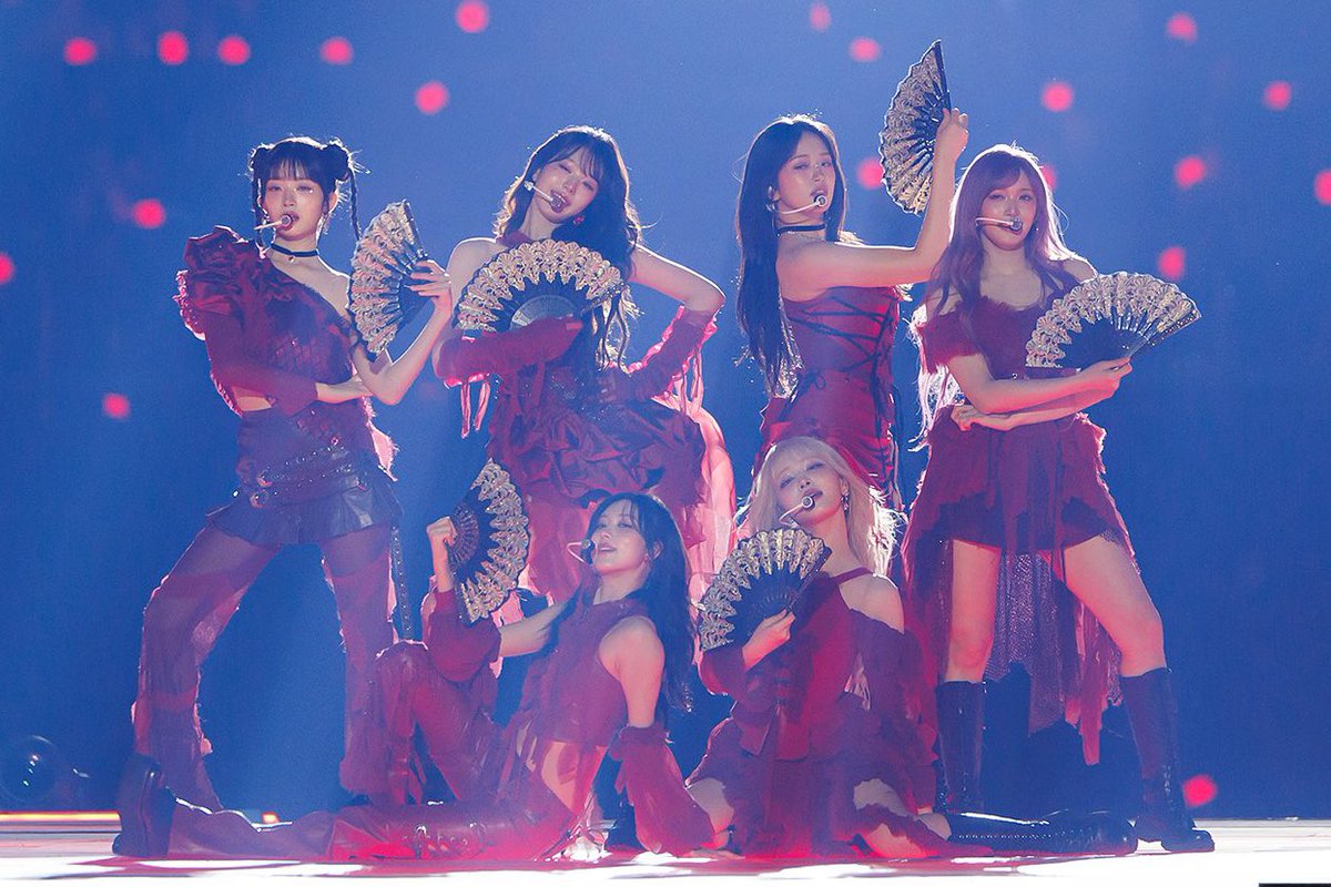 THE QUEENS