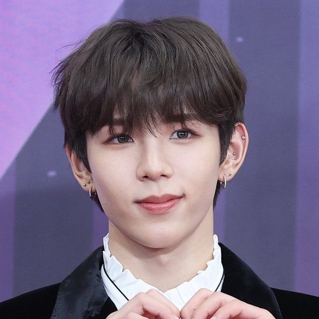 ショウタロウさんの立ち耳だーーいすき