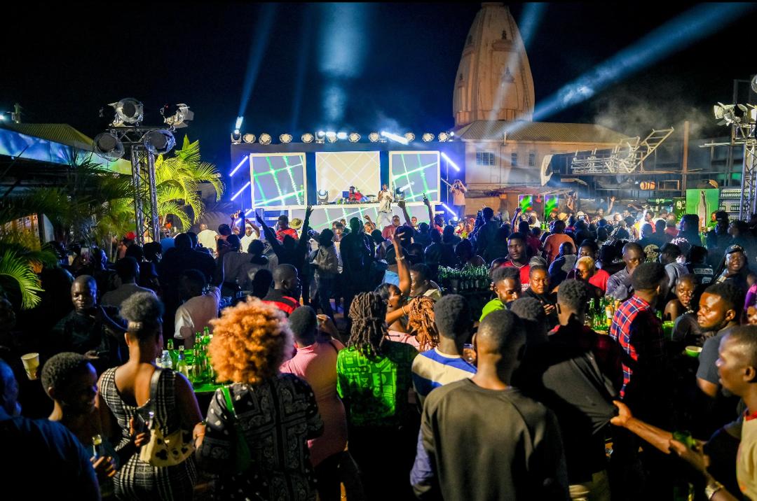 PivotMediaUg's tweet photo. The weekend is here, &amp; party lovers are in for a treat as the @tuskerlite256 Neon Rave lights up Jamback in Buziga this Saturday, Nov 23.
#PivotPR https://t.co/A8mpXgezcV