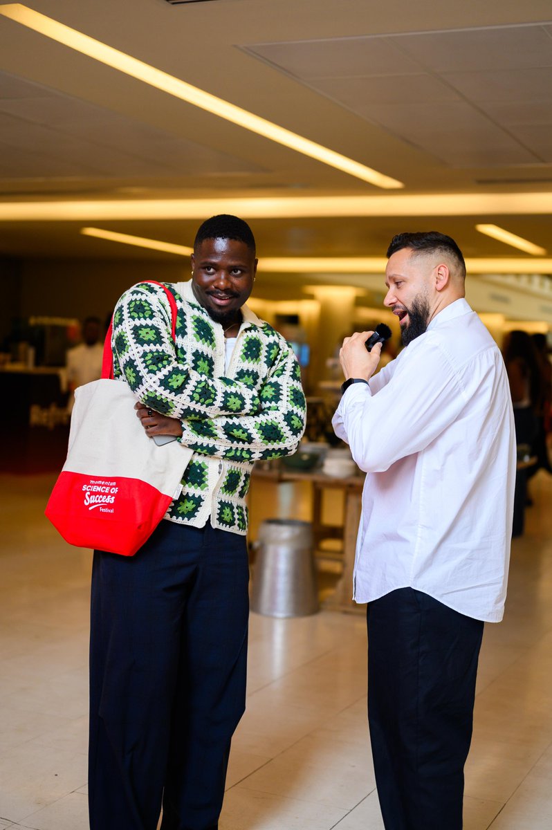 ThandoLix's tweet image. It&apos;s so beautiful to see young individuals taking up space and educating themselves to be better and rise to each occasion. #SuccessIsAScience