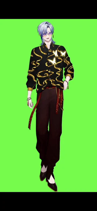 いつもピタッとした服着てるから細身だな〜って思うんだけどオーバーサイズ着た途端178cmの波動を感じる。あとネイルが最高 