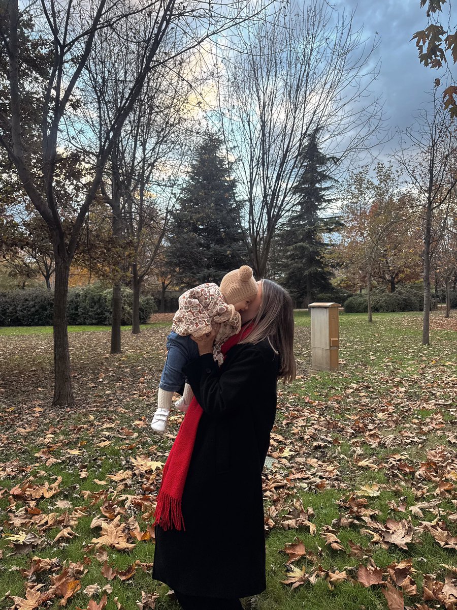 sen dogmayi secmedin,
ben anne olmayi sectim.
bana hicbir sey borclu degilsin
ama ben sana cok sey borcluyum💌✨