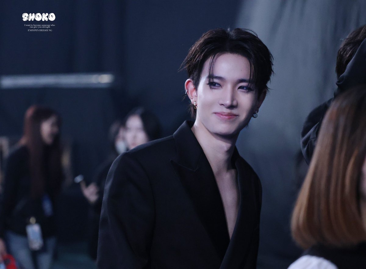hsngO1's tweet photo. i love u, heeseung. thank u for always working hard for ur dreams and for engenes. u guys did well. i hope the industry treats u guys a little better someday. one day, enhypen will get all the recognition and rewards u’ve rightfully earned through ur dedication 🥹🥺🫳 https://t.co/Mio7mHT28a