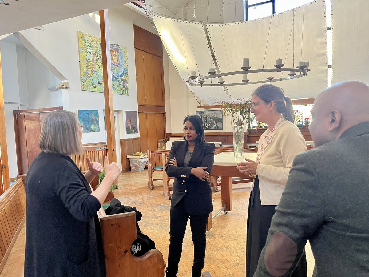 Uma_Kumaran's tweet photo. 🏥 Wonderful to meet the incredible @BBB_Health @Bromley_by_Bow team today. 

At the heart of the community, I heard stories from locals who benefit hugely from health support, GP services, job advice and community activities all from this centre. https://t.co/zrHZcTUplE