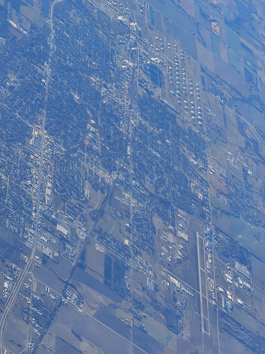 KevinMDOK's tweet photo. @jamesaydelott on our way to Denver.  Passing Ponca City on this fine Friday morning.  #avgeeks https://t.co/2rXtcVCgOS
