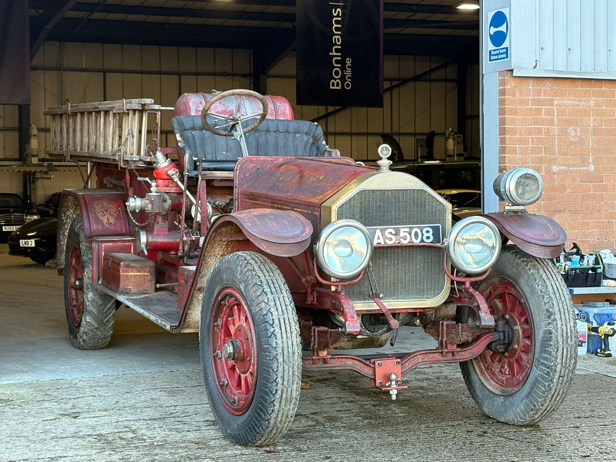 Just when we thought the week was over a fresh batch of cars arrive 👀 

We’ve got Simon Cowell’s old Brabus SMART Ultimate 120, a super rare Continental R Le Mans and a 1919 American LaFrance fire engine!

#ComingSoon #BonhamsCarsOnline