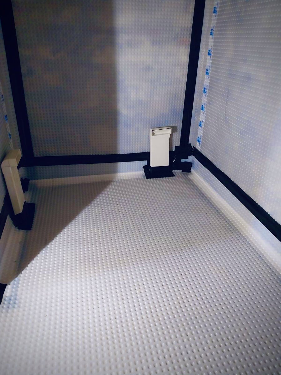 Vaulted ceilings. A Cotswolds project, installing a Cavity Drain system, with a Radon barrier, to this retaining section of the house. A tidy application to a difficult vaulted space.
#waterproofing #basement #lowergroundfloor #radon #radonprotection #cotswolds #gloucestershire