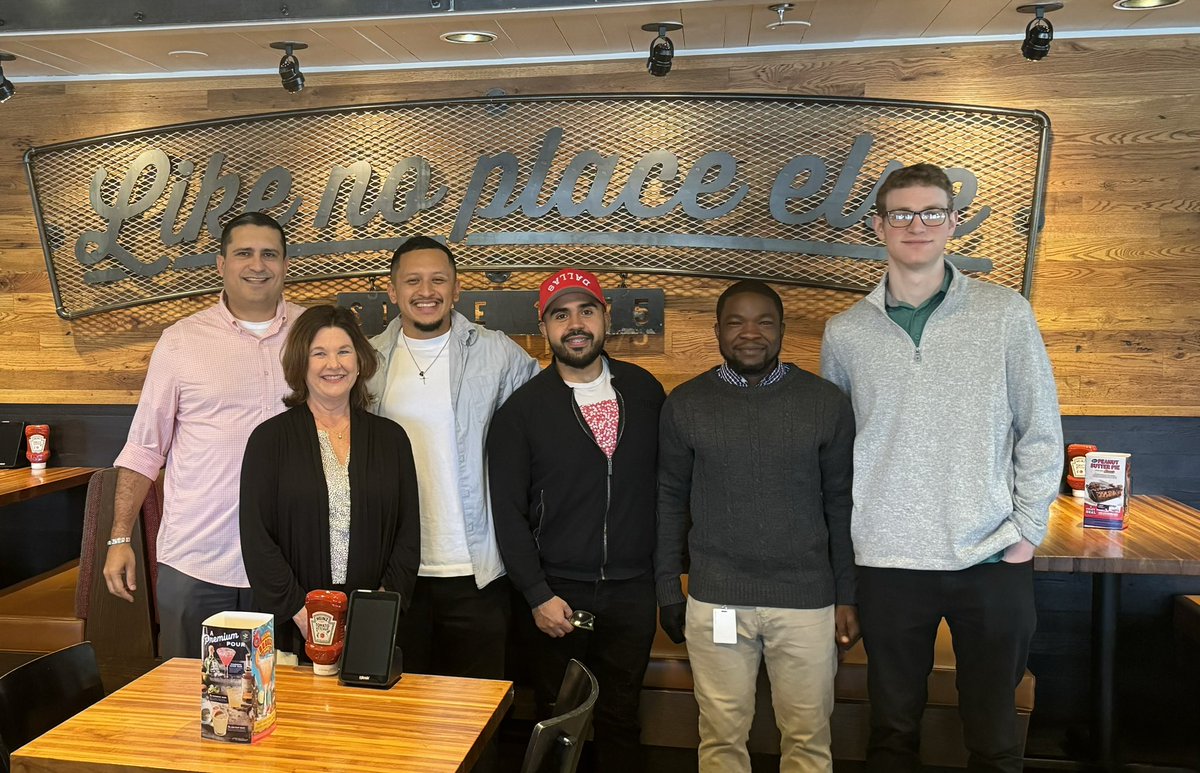 Great day spending time in the restaurant with new Brinker Heads! Teresa, Eddi, Alexis, Yomi, Noah’s, Thanks Chilis 🌶️ Valley Ranch for the hospitality.