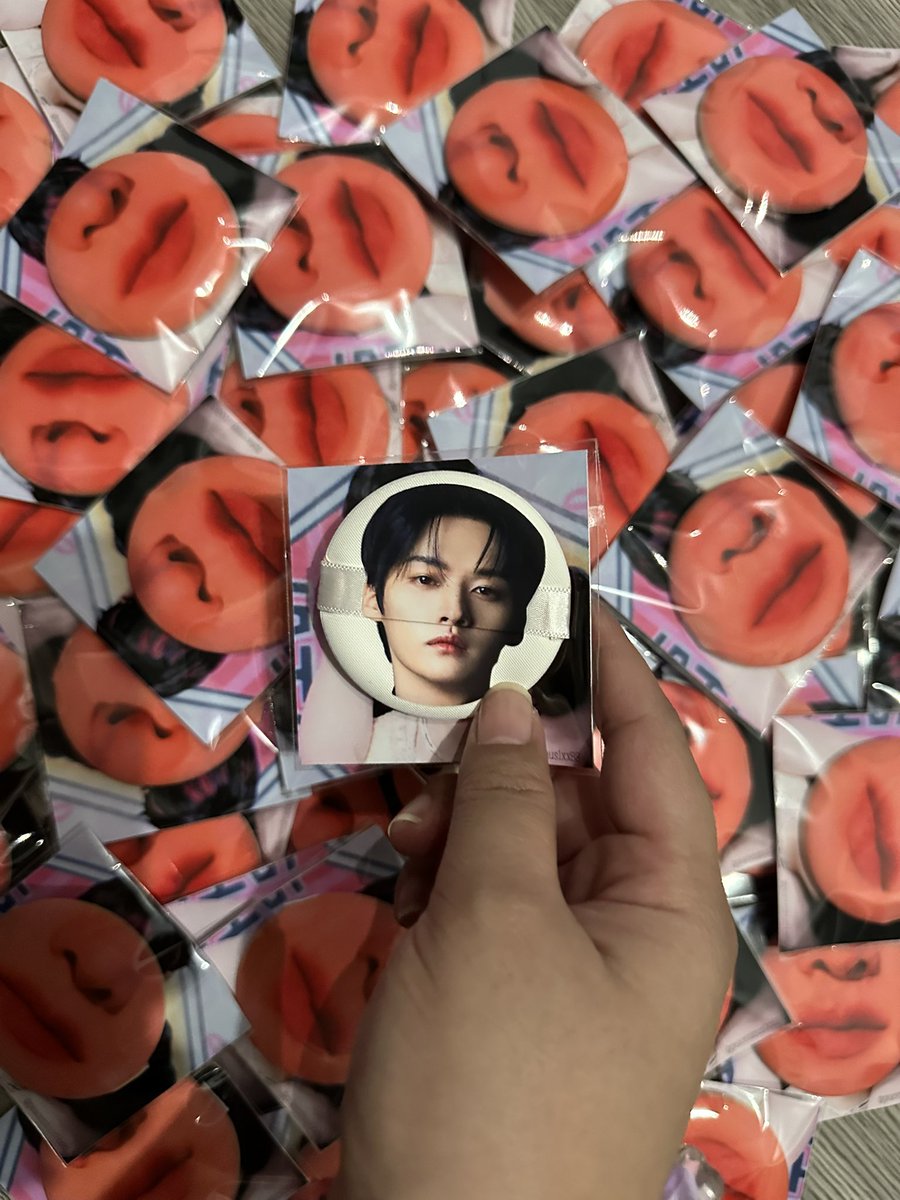 jess ★ tweet media