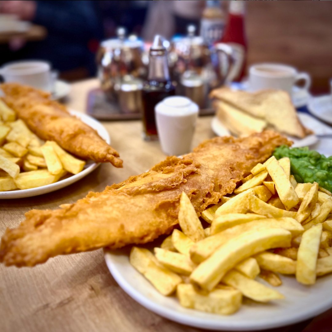 You know its a good'un when it doesn't even fit on the plate 🤤

Do your FRY-YAY right, and head to your nearest Whaler 🤝