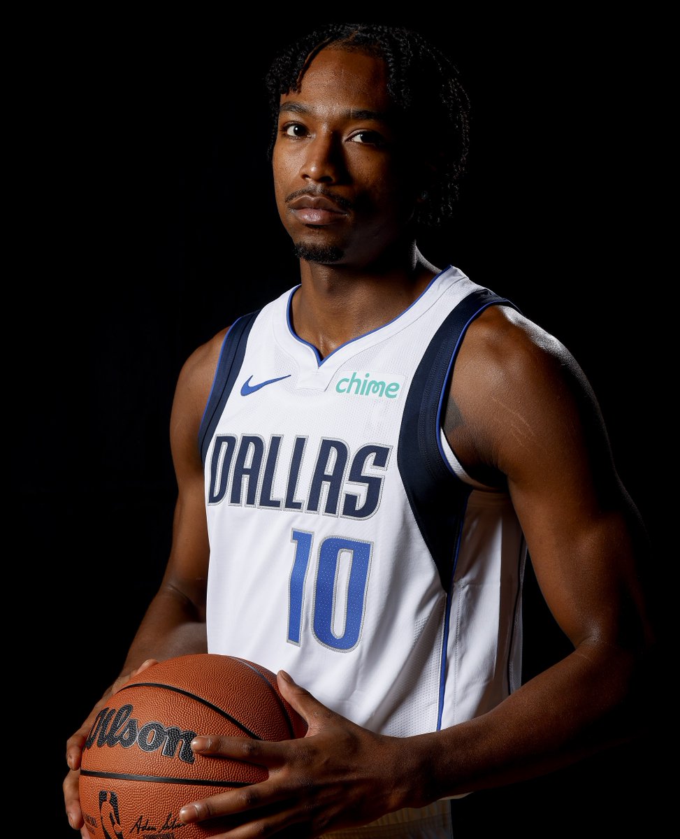 NBA (@nba) on Twitter photo Join us in wishing <a href="/TheeBWill/">Brandon Williams</a> of the @DallasMavs a HAPPY 25th BIRTHDAY! #NBABDAY Join us in wishing <a href="/TheeBWill/">Brandon Williams</a> of the @DallasMavs a HAPPY 25th BIRTHDAY! #NBABDAY