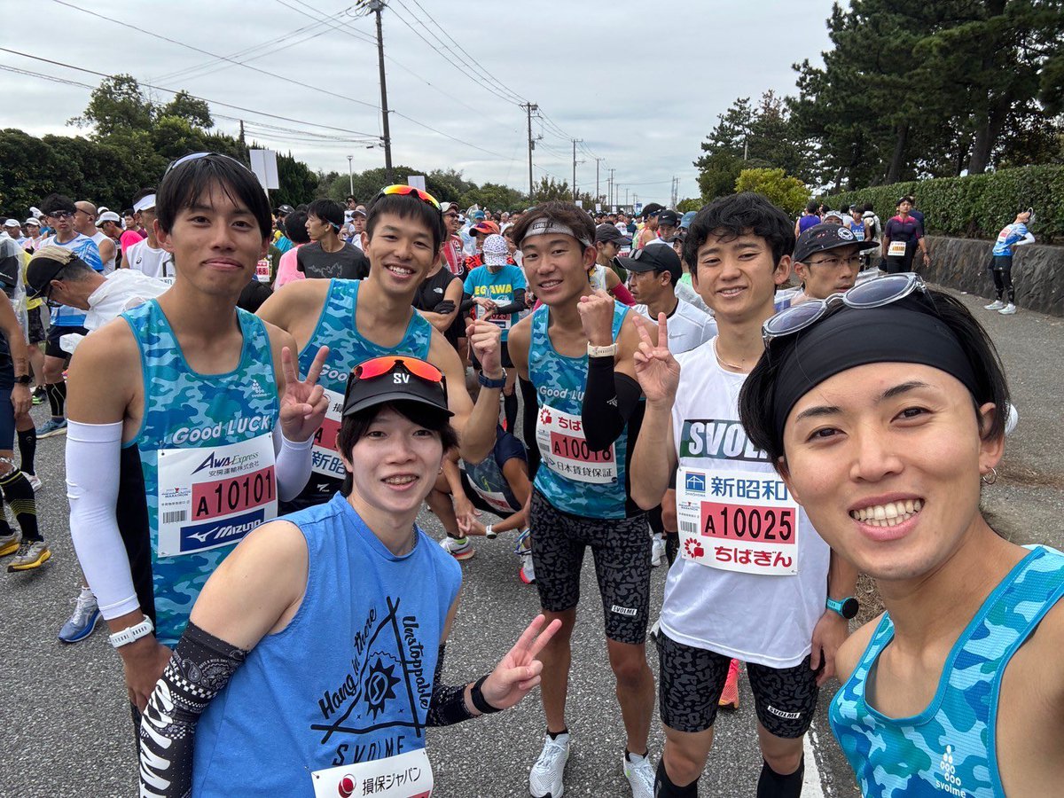 GoodLUCK_AC's tweet photo. 団体戦結果
伊澤 2:33:56(10位)
小杉 2:41:22(24位)
佐藤 3:03:53(188位)初
上原 3:56:22(1623位)初
小野弘 4:04:18(2041位)PB
※団体戦の成績は、上位3人の平均タイム
個人エントリー組結果
遠藤 2:48:00(45位)PB
森 2:59:09(143位)PB
#teamGoodLUCK
#militaryblue https://t.co/7tyyzAsG2h