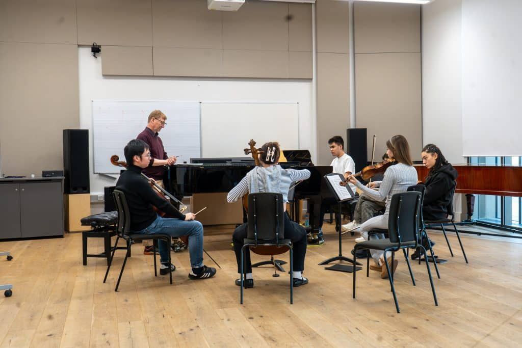Young Sounds UK (@youngsoundsuk) on Twitter photo October saw the return of our long running chamber music project Attune! Funded by <a href="/ALWFoundation/">ALW Foundation</a> and run in partnership with @RBClearning, this project took place across three consecutive days, culminating in a free public performance. Find out more at buff.ly/3Z8V8gK October saw the return of our long running chamber music project Attune! Funded by <a href="/ALWFoundation/">ALW Foundation</a> and run in partnership with @RBClearning, this project took place across three consecutive days, culminating in a free public performance. Find out more at buff.ly/3Z8V8gK