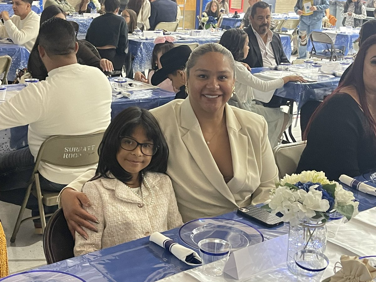 cuadrilla1's tweet photo. @SurrattCubs celebrated an evening of success and family at our First annual Leadership Banquet! 💙🦁🎉Thank you @Jcline_ClintISD for your words of inspiration! #Unstoppable #ForeveraCub https://t.co/9a2OeFiqc6