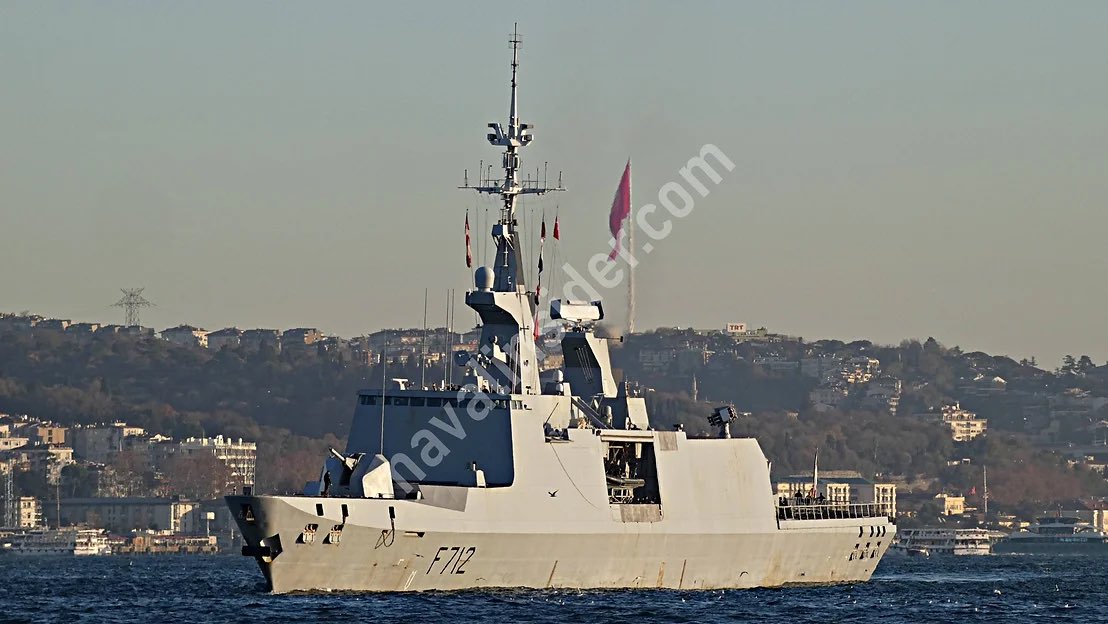 WarshipCam's tweet photo. French Navy La Fayette-class frigate FS Courbet (F712) coming into Istanbul, Turkey - November 22, 2024 #fscourbet #f712
SRC: TW-@navalinsider https://t.co/fXUG9Dswml