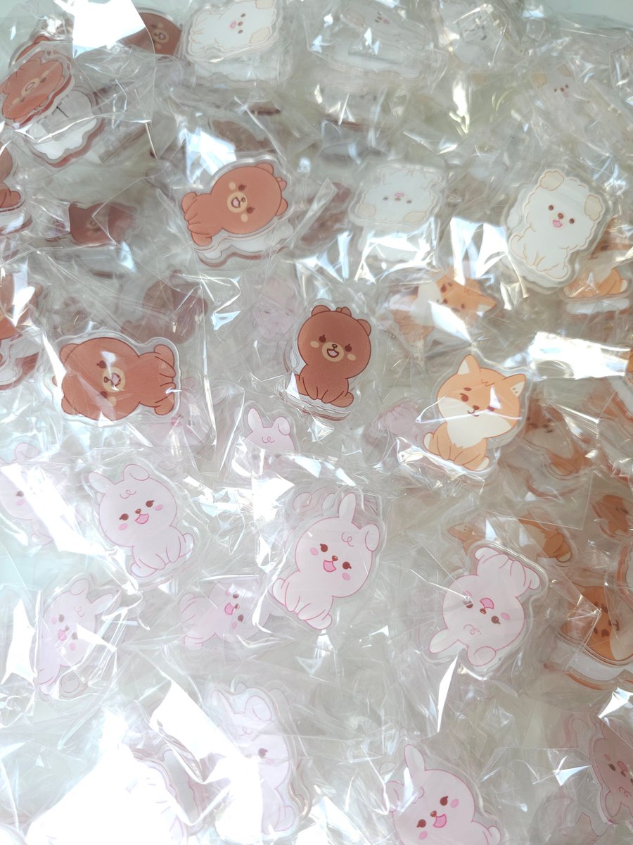 sleepychlyn's tweet photo. 🍀𝐆𝐢𝐯𝐞𝐚𝐰𝐚𝐲 for my day🍀 
Pls RT​ &amp;  show this tw

Mini​ paper clip
100 ea​ (random)

〰️ Date : 30/11 &amp; 1/12
〰️ Time : TBA 
〰️ Place : Uob​Live

มารับ/แลกกันเยอะๆน้าา​ 🥰

#DAY6INBKK2024
#FOREVER_YOUNG_BKK​
#DAY6_3RD_WORLDTOUR
#ทาสโกลเด้นㄷㄹ https://t.co/JUwQzGeaMk
