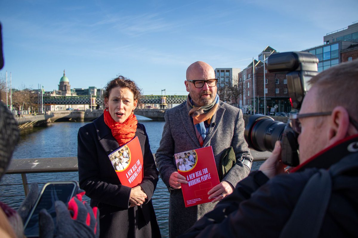 ✊️🗳️Workers’ living standards and their rights are on the ballot in this election - <a href="/marie_sherlock/">Marie Sherlock TD</a>

💰️Labour will introduce a living wage
👷Give workers the right to organise
💻️Provide a real right to flexible work 

Let's #BuildBetterTogether 🌹

labour.ie/news/2024/11/2…