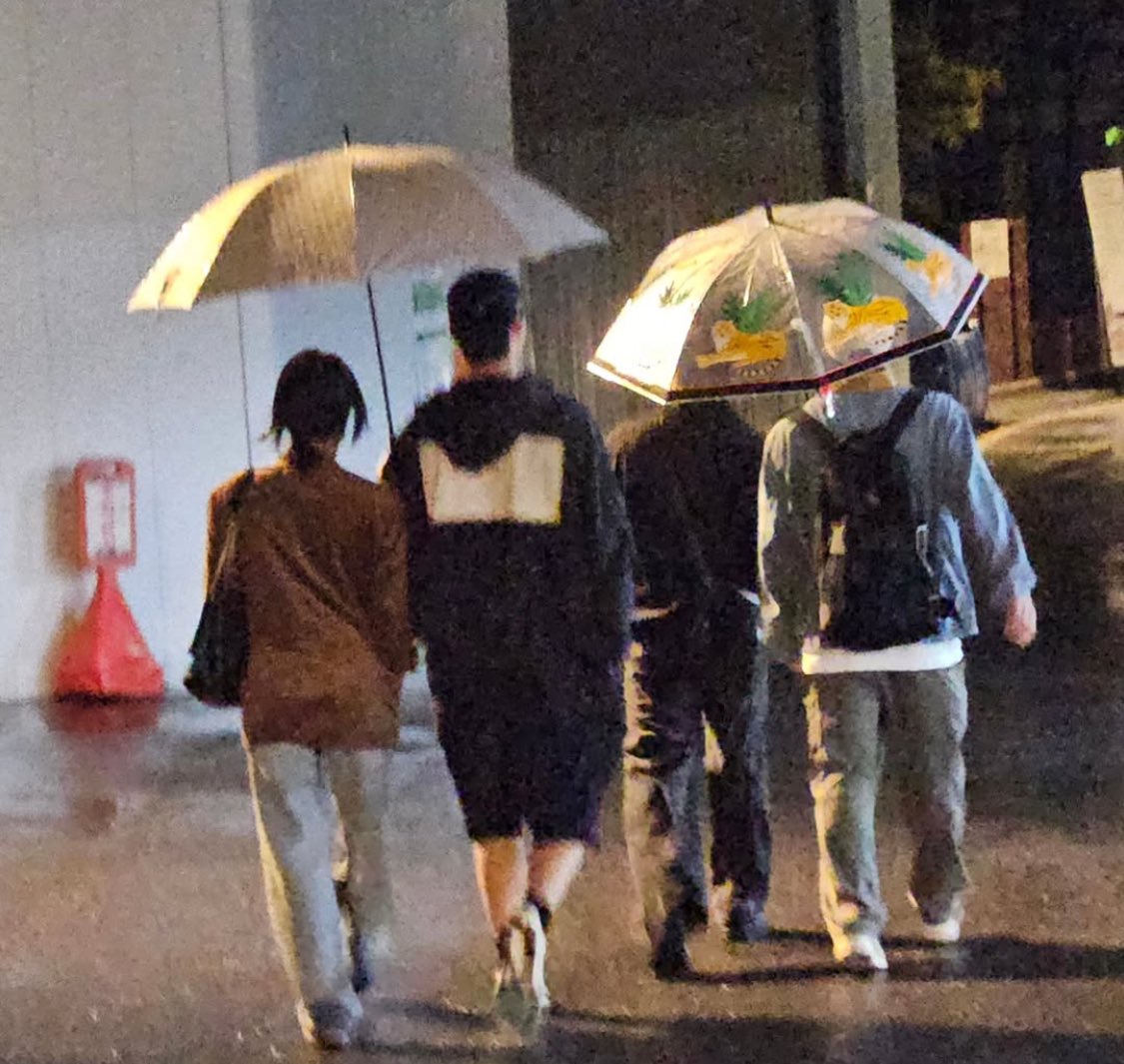 rocong_0126's tweet photo. 아무도 여자 형제 없으면서
수아 공주 챙겨주는 아스트로 오빠들
어쩌면 좋냐ㅠㅠㅠㅠㅠㅠㅜㅠㅠㅠㅠ
ㅠㅠㅠㅜㅜㅠㅠㅠㅜㅠㅠㅠㅠㅠㅠㅠ https://t.co/h1mUJKYwo9