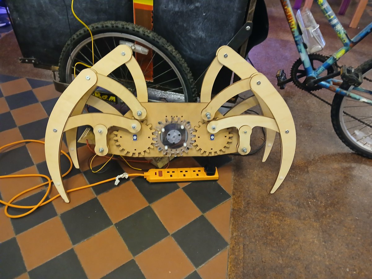 RottyTeg's tweet photo. One of the robots that was in Gravesend for the innovation showcase.  #robots #InnovationShowcase #Gravesend https://t.co/6YxcJnaqfH