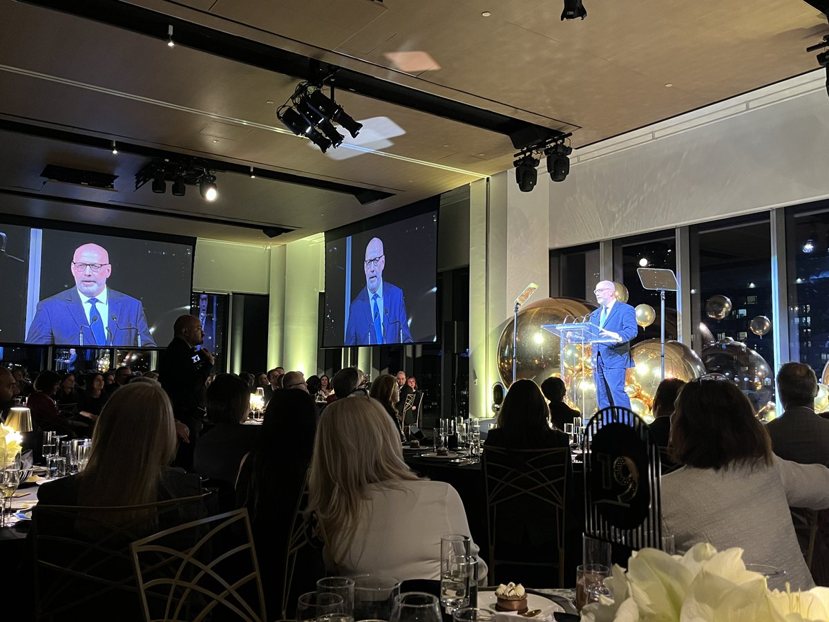 MDA Space (@mda_space) on Twitter photo Last night <a href="/MGreenley/">Mike Greenley</a>, MDA Space CEO, received his award as Innovator of the Year at the <a href="/globeandmail/">The Globe and Mail</a> Report on Business Gala.
Read the full feature on Mike Greenley and MDA Space: tgam.ca/4hTL4jj
#MDASpace #MissionMDA #ROBCEO24 Last night <a href="/MGreenley/">Mike Greenley</a>, MDA Space CEO, received his award as Innovator of the Year at the <a href="/globeandmail/">The Globe and Mail</a> Report on Business Gala.
Read the full feature on Mike Greenley and MDA Space: tgam.ca/4hTL4jj
#MDASpace #MissionMDA #ROBCEO24