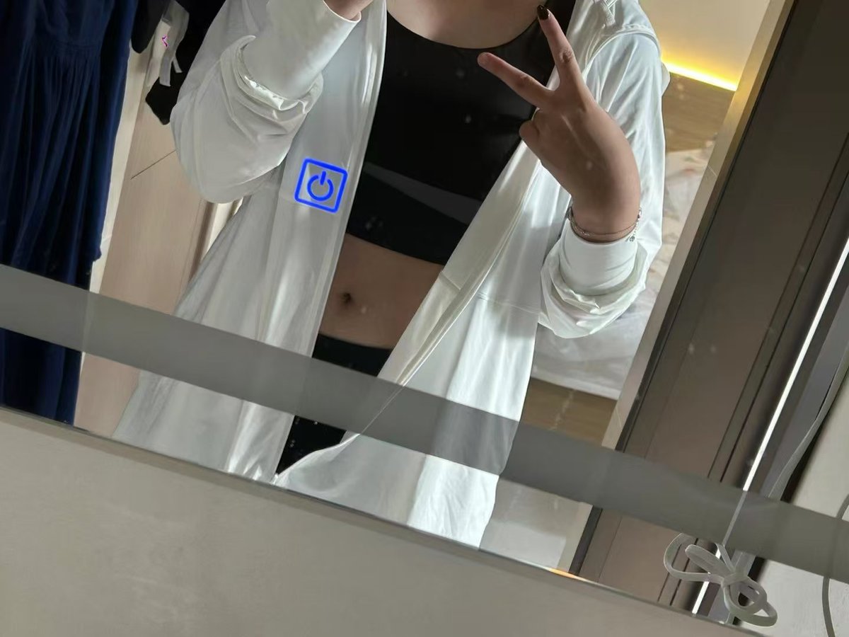 【网友投稿 No.1282】反差眼镜小姐姐 #眼镜娘 #眼镜妹 #投稿 #反差 #投稿曝光 #女友 #女友分享 
#女友系列 #女同学 #女同事 https://t.co/t4lBBUifAs