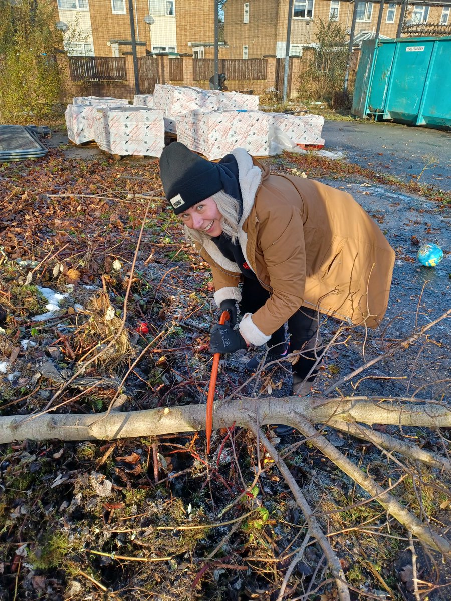 Great day today with The Manchester College students who are studying Public Services tidying up a space in Collyhurst. Thanks for all you hard work and Thanks to Redgate foe the skip. <a href="/RebeccaFEC/">Rebecca Kirkland</a>
