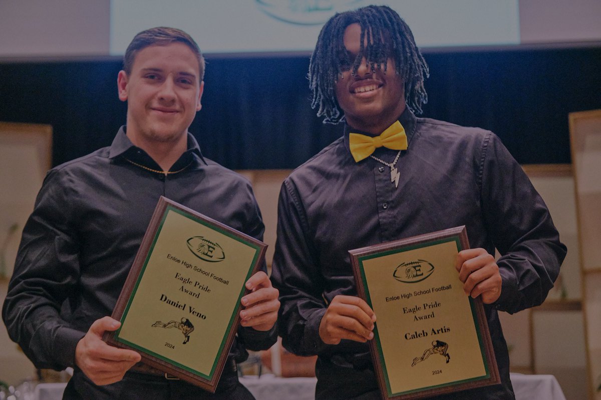 Congratulations to our Team Award Winners:

MVP - Joshua Patterson and Chandler Telfaire
OPOY - Gavin Miles and Chase White
DPOY - Issac Olvera-Garcia
Eagle Pride - Daniel Veno and CJ Artis
JV Most Improved- Kam Wright, Sam Offor, George Hill and Jaiden Creath

#EaglePride 🦅🏈
