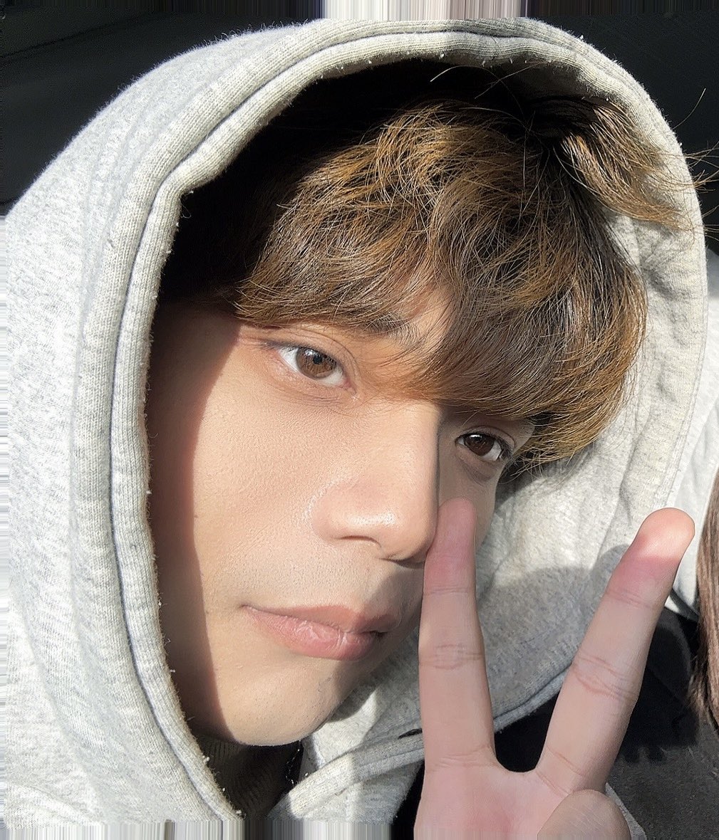 h hh hh h (@2253018234H) / Posts / X