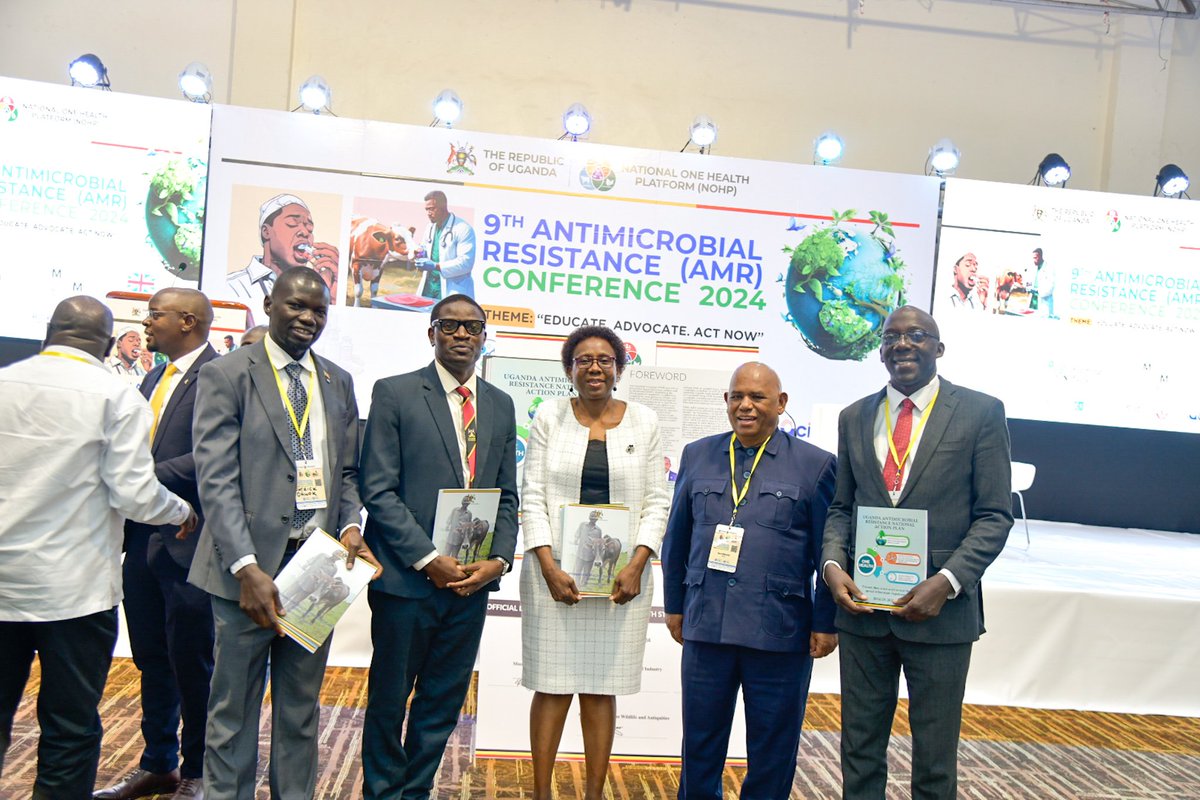 Kato Anthony (@katoant96804961) on Twitter photo Catching up with amazing colleagues and friends at the 9th AMR conference held at Hotel Africana. United against AMR 👏
#NationalAMRConference24
#UGWAAW2024
#PreventingAMRTogether
<a href="/UYCAS256/">Uganda Youth consortium 4 Antimicrobial Stewardshp</a> Catching up with amazing colleagues and friends at the 9th AMR conference held at Hotel Africana. United against AMR 👏
#NationalAMRConference24
#UGWAAW2024
#PreventingAMRTogether
<a href="/UYCAS256/">Uganda Youth consortium 4 Antimicrobial Stewardshp</a>