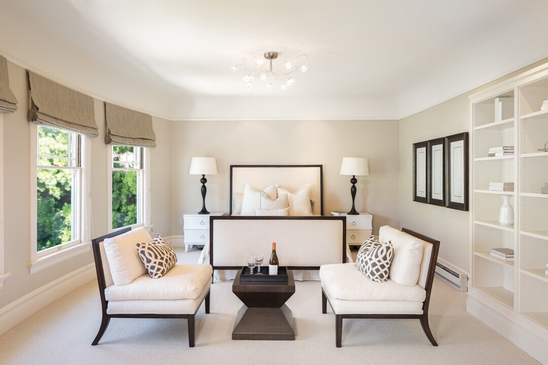 silvanamessing's tweet image. How to Stage Living Spaces When Selling Your Home

Learn staging secrets that will make your living room, den or family room irresistible to buyers. tinyurl.com/msdtk6ah

#housestaging #homesellers #realestate #homestaging