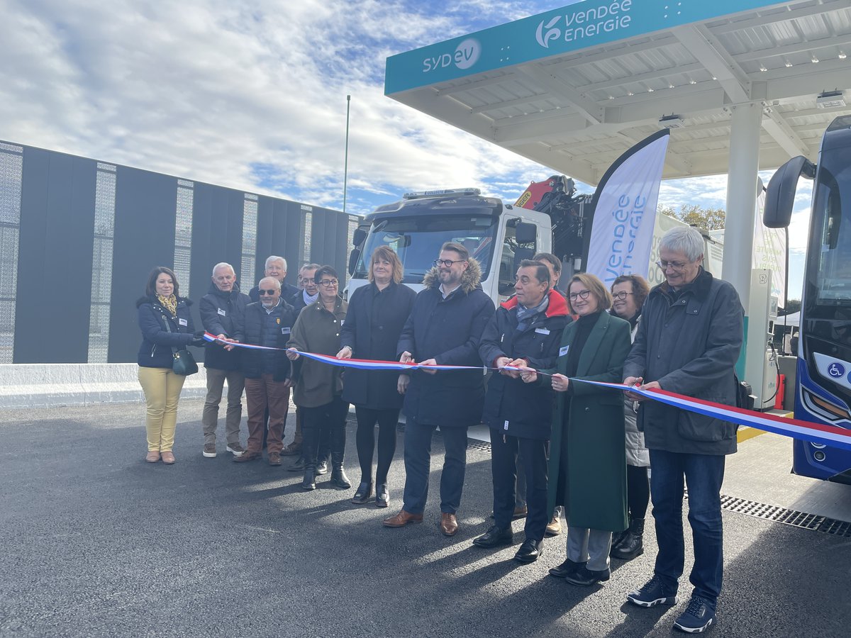 Département Vendée tweet media