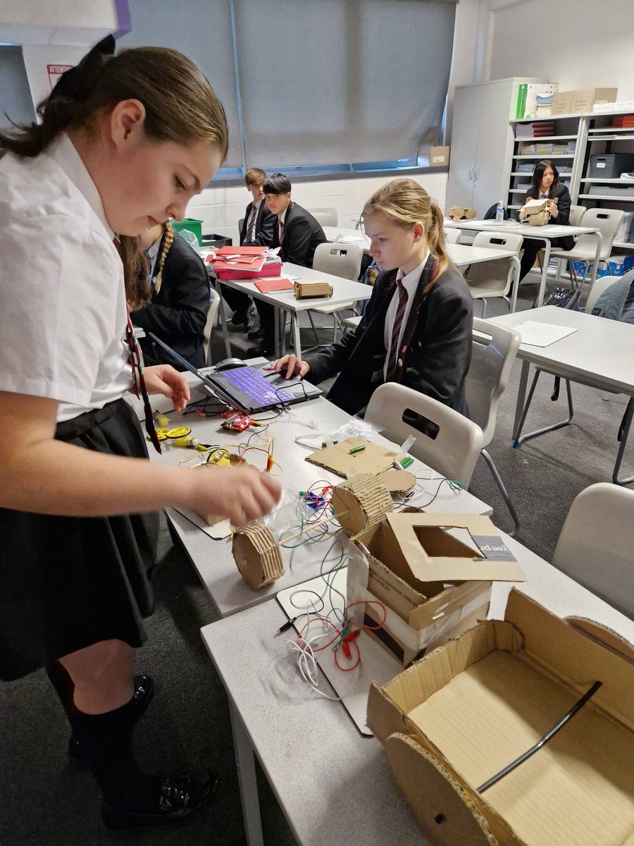 Chris Hillidge (@chrishillidge) on Twitter photo Great to drop into one of our <a href="/TCATchallenge/">The Challenge Academy Trust</a> schools and catch our Y9 pupils building robots with <a href="/microbit_edu/">Micro:bit Educational Foundation</a>
Well done <a href="/BCAWarrington/">Beamont Coll Academy</a> & Mrs Dodgson (who also works as part of <a href="/LynneBianchi/">Prof Lynne Bianchi</a>'s team)
#STEM #computing #robots Great to drop into one of our <a href="/TCATchallenge/">The Challenge Academy Trust</a> schools and catch our Y9 pupils building robots with <a href="/microbit_edu/">Micro:bit Educational Foundation</a>
Well done <a href="/BCAWarrington/">Beamont Coll Academy</a> & Mrs Dodgson (who also works as part of <a href="/LynneBianchi/">Prof Lynne Bianchi</a>'s team)
#STEM #computing #robots