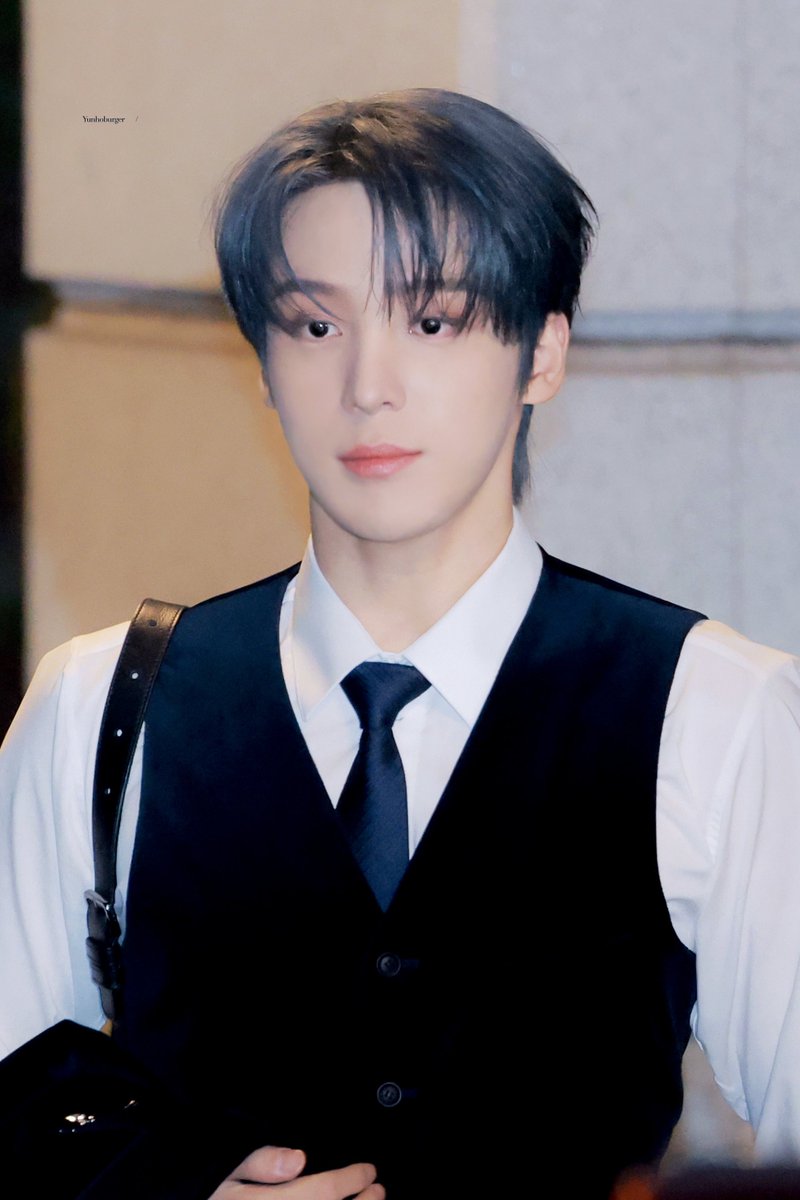 yunhoburger's tweet photo. 241122

#ATEEZ #에이티즈 #YUNHO #윤호 https://t.co/MiW1D38LP6