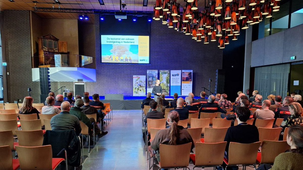 This week, partner <a href="/NIPV_NL/">NIPV</a> presented on convective fire behaviour and the role of #EWED in these complex phenomena at the Dutch National Conference on Wildfires in the Netherlands. Bravo!👏