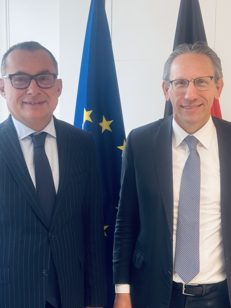 Bundesbankpräsident #JoachimNagel hat heute den neuen #Finanzminister <a href="/joergkukies/">Jörg Kukies</a> in der Bundesbank zum Gespräch getroffen. Kukies und Nagel nehmen beide beim #EuropeanBankingCongress in Frankfurt am Main teil. <a href="/BMF_Bund/">Bundesministerium der Finanzen</a>