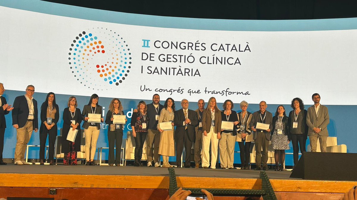 Molt contents pel Premi a la Millor Experiència del #CongrésGestió24 de <a href="/gestiosanitaria/">Societat de Gestió Sanitària</a> al Projecte Odisea. Aplicació de la Innovació digital en l'infart agut de miocardi. Ha recollit el premi la Gerent d'#HTrueta, Àngels Morales
Felicitem <a href="/jaimeaboal/">jaime aboal</a> i els implicats a Odisea!👏