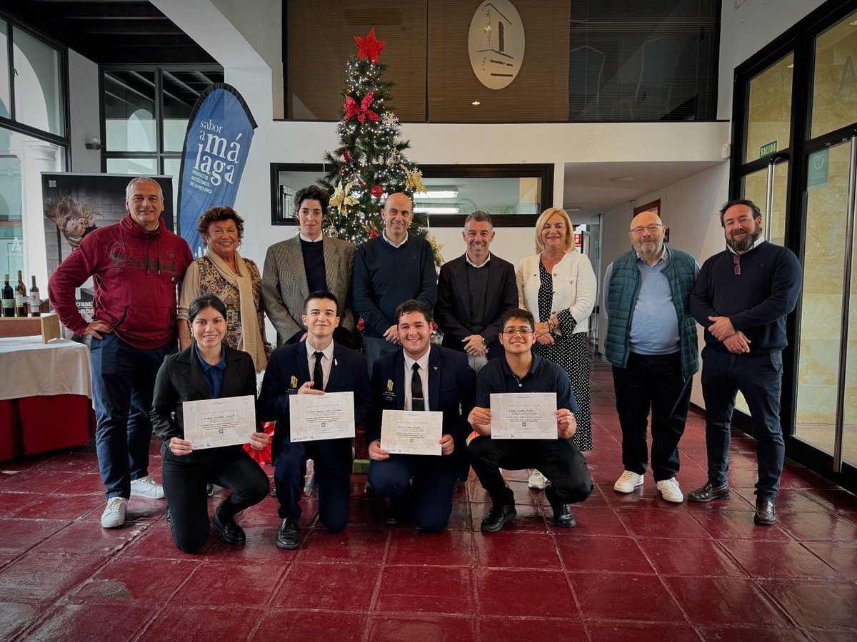 Las bodegas Victoria Ordóñez e Hijos, <a href="/BodegasLunares/">BodegasLunares Ronda</a>, Kieninger, <a href="/BodegasBentomiz/">Bodegas Bentomiz</a>, <a href="/BQuitapenas/">Bodegas Quitapenas</a> y <a href="/dimobebodegas/">Bodega Dimobe</a>, reconocidas en los X Premios <a href="/SaboraMalaga/">Sabor a Málaga</a> a los mejores vinos de la provincia. ¡Enhorabuena a todas las bodegas! 👏🏻👏🏻👏🏻😄

malaga.es/noticias/com1_…