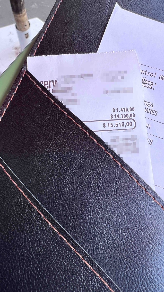 Hasta marzo casi nos mataban por pedir el posnet al querer pagar la cuenta. Hoy existe una normativa para ello y además podes agregar la propina. #sumatealPOS <a href="/sumatealPOS/">Sumate al POS</a>