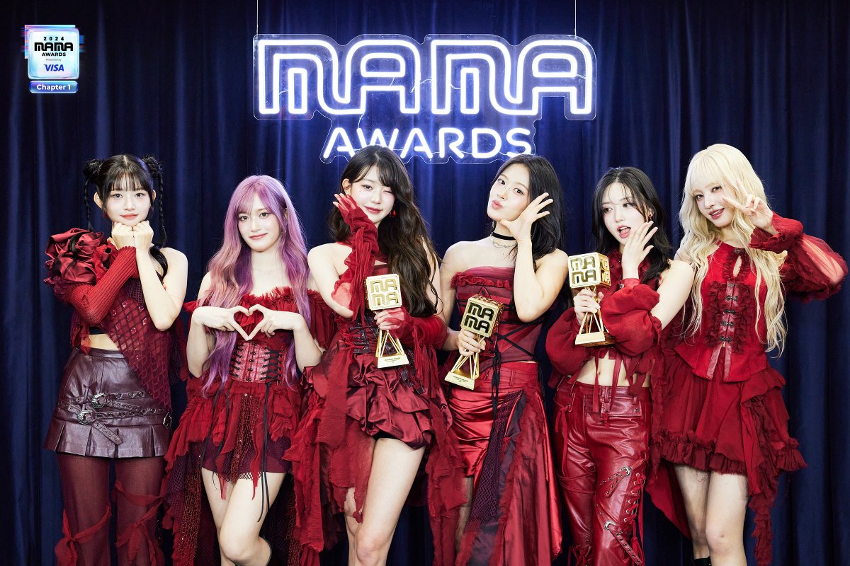 [#2024MAMA] #ive #아이브 The Great Winner of Tonight!🏆 <a href="/IVEstarship/">IVE OFFICIAL</a>

Big Congrats to them! Here's the outstanding winner!🏆
2024 MAMA AWARDS의 수상자에게 축하의 메시지를 전해주세요!🏆

FAVORITE GLOBAL PERFORMER FEMALE
FAN'S CHOICE FEMALE TOP 10
CJ GLOBAL PERFORMANCE
 
BIG BLUR :