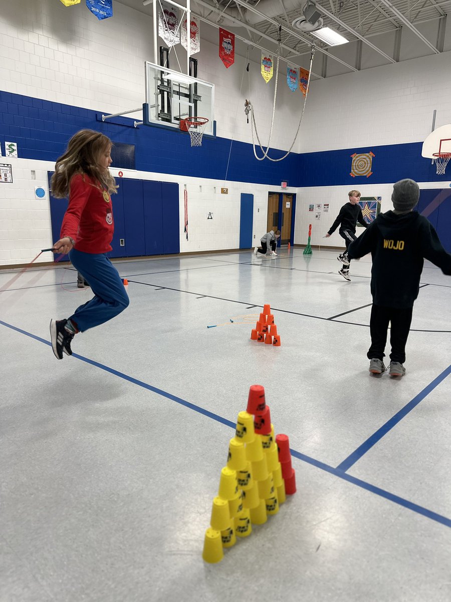 mchamberlainPE's tweet image. “Castle Jumping”-3-5

Ss chose forward/backward jumps in this instant activity filled w/movement, challenge, goal setting, teaching moments &amp;amp; time for connection

Thanks @MrBiehlsPE &amp;amp; @foes4sports for the gifs found on the cbhpe.org site

#elempe #physed #196pride