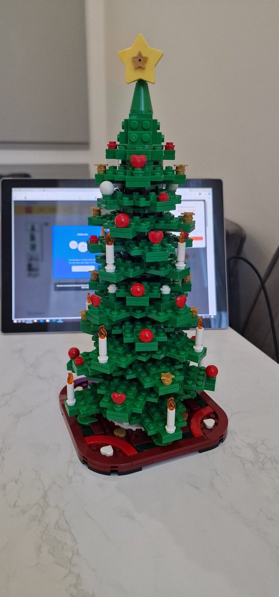 lifeinbrick's tweet photo. Christmas tree is up 😂🤣
Love this set.
@LEGO_Group #lego #legoChristmas #Christmas #legoChristmastree #xmas #xmastree https://t.co/OFAsokcuPZ