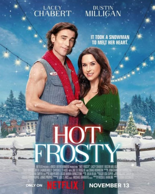 G13Julie's tweet photo. #Hotfrosty I watched this escapist, romantic, funny sentimental love fest on Tuesday and I loved it! @IamLaceyChabert &amp; #dustinmilligan are terrific - go watch and revel in its festive magic! 💚🎄#hotfrosty #ChristmasMovies @netflix @MuseEntertains https://t.co/na1MQgXlRT