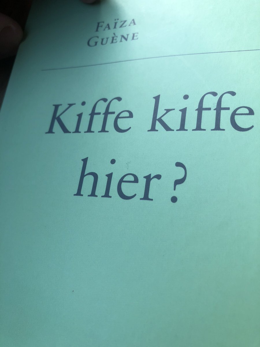 octolingualman's tweet image. Say what you will about the literary quality of Faiza Guene’s work, her cutting humour still gets me. “Les stars montantes de l’élégance sans chaussettes « ! I deal with that every day here in Cardiff #literature #humour #frenchliterature #cardiffborn