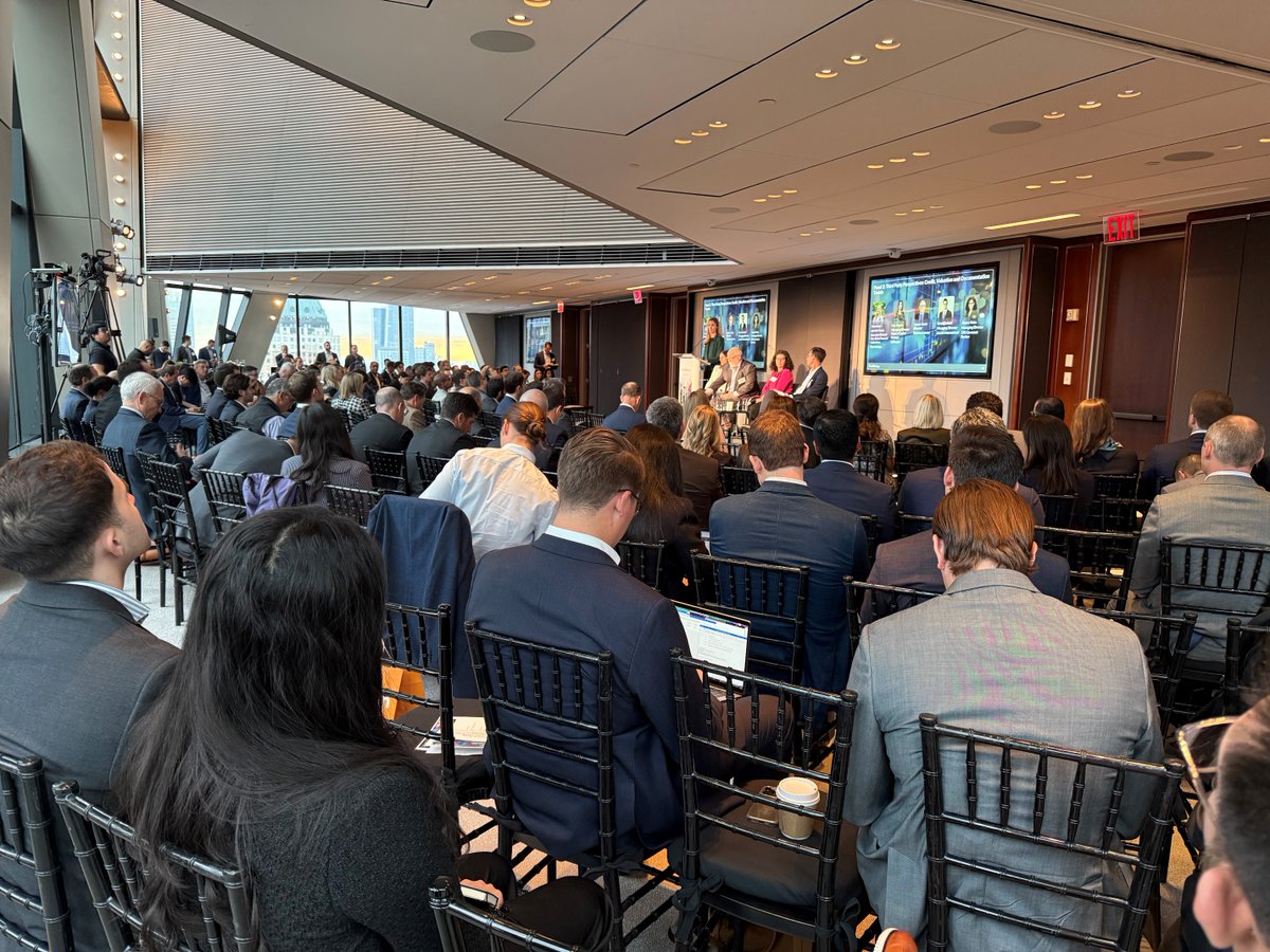 FitchRatings's tweet image. #FitchRatings hosted its Business Development Company Conference in NYC, featuring senior #Nonbanks analysts, BDC executives, middle-market participants and other professionals. We also released our BDC #CreditOutlook 2025. Read: ow.ly/zZYW50UcfAN #FitchOutlooks2025